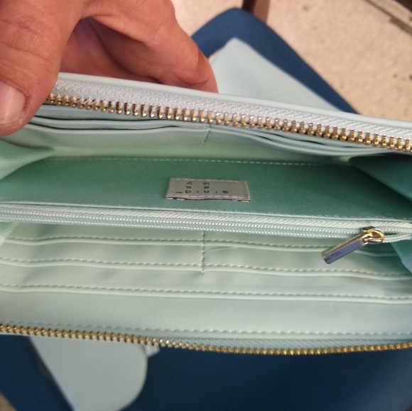 3 PC set - Picture 4 of 4